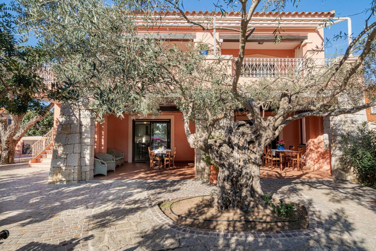 Porto San Paolo Apartments Esterno foto