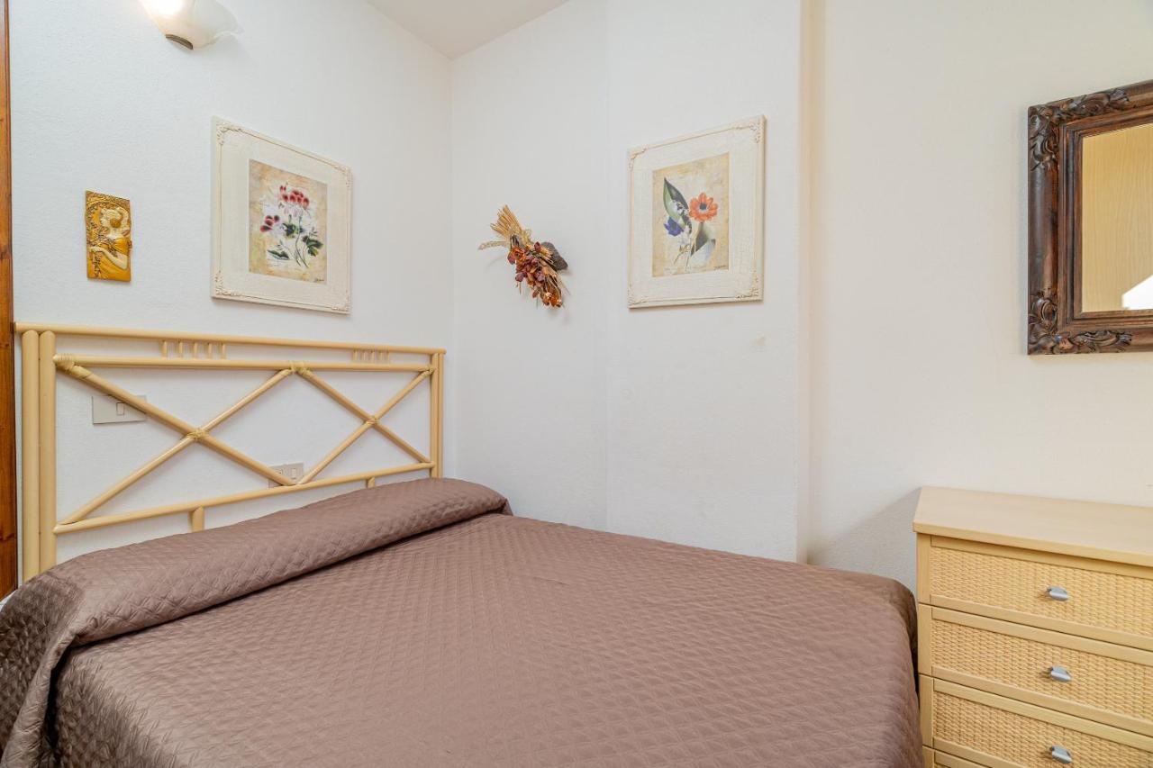 Porto San Paolo Apartments Esterno foto